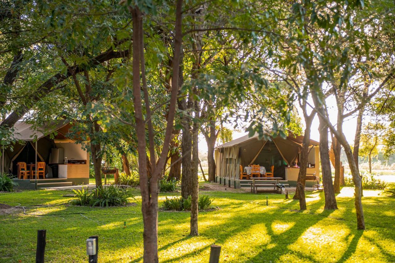 Katima Mulilo Zambezi Mubala Camp酒店 外观 照片